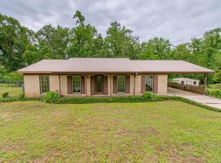 8 Richardson Dr, Daleville, AL 36322