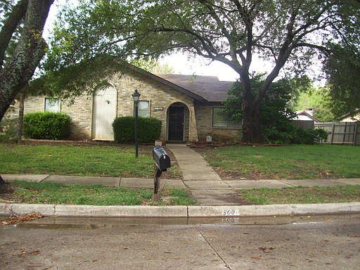 1st image of 6001 Green Oaks Dr