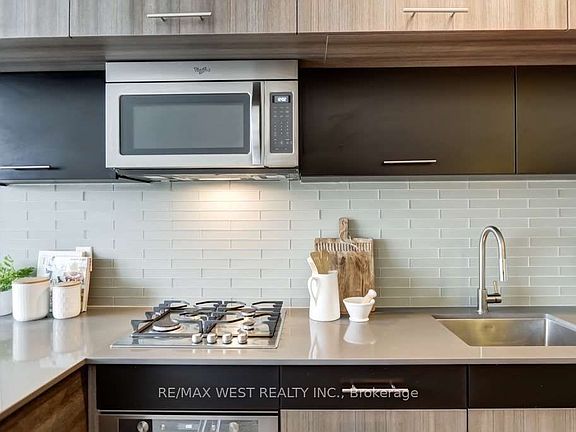3rd image of 205 Manning Ave #413