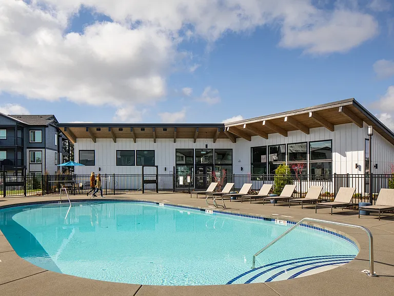 Glacier Run Apartments — Photo 3