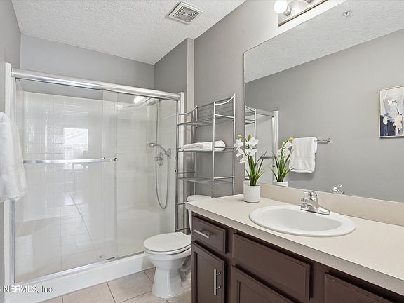 5th image of 8204 WHITE FALLS Boulevard #109