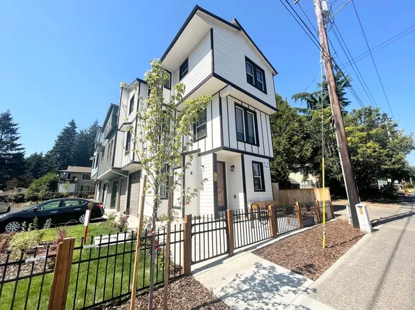 169 NE 162nd Ave, Portland, OR 97230