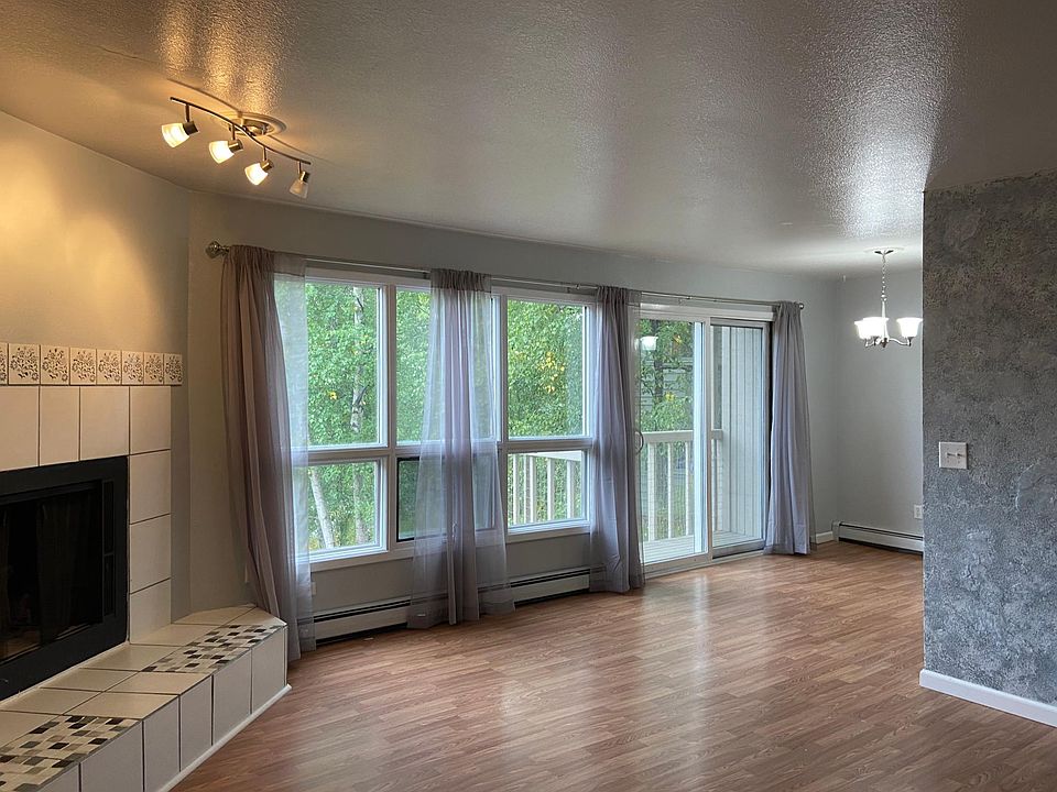 1st image of 9263 Blackberry St APT 4