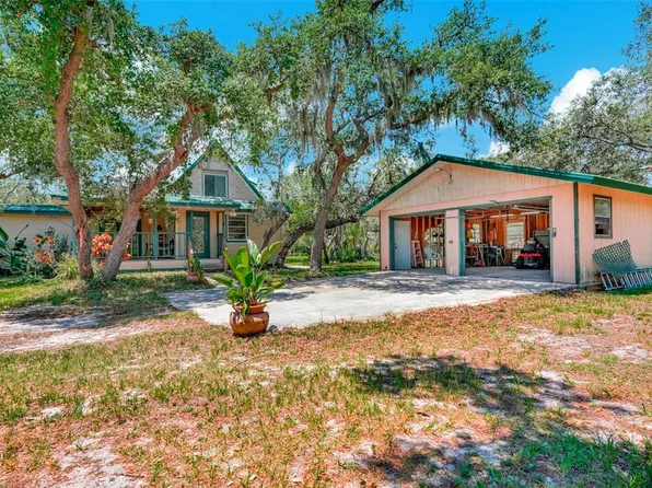 29199 Livingston Dr, Punta Gorda, FL 33982