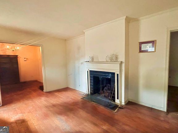 4th image of 1765 Beecher St SW