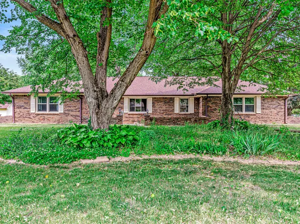 301 Woodland East Dr, Greenfield, IN 46140