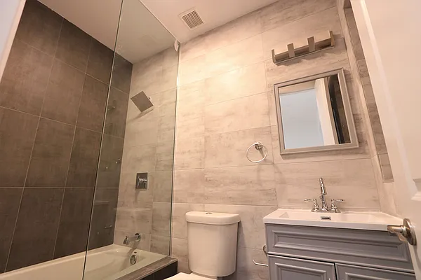 Rented by Empyreal Realty, Inc. | media 11