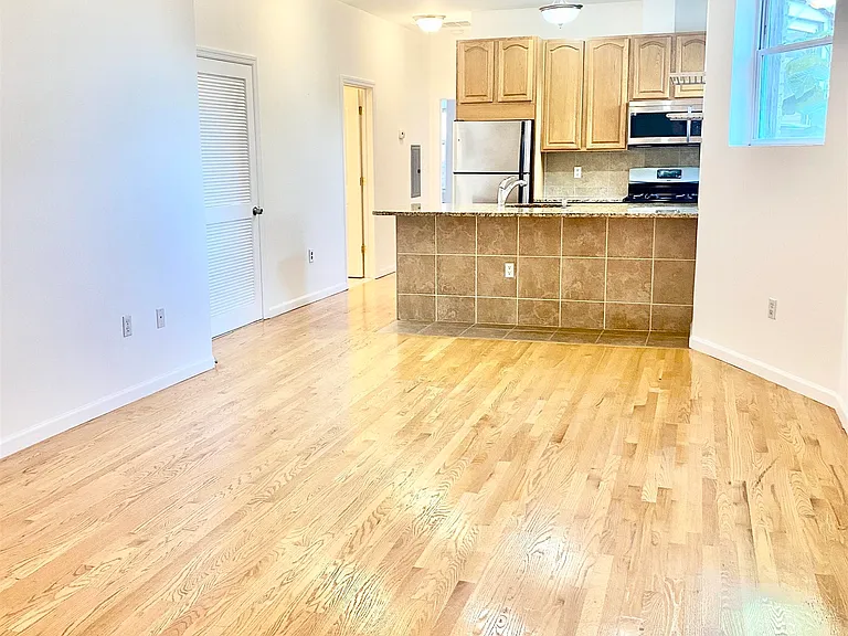 454 Central Ave #2-R — Photo 42