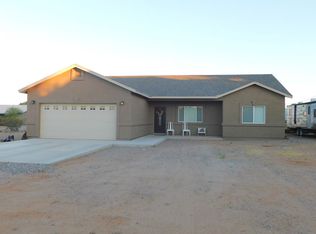 277 E Chuckwagon Loop, Safford, AZ 85546