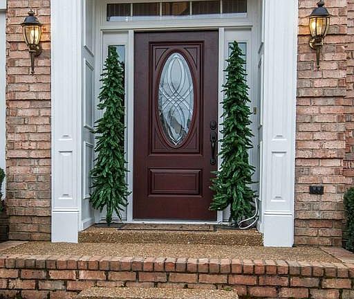 5th image of 608 Youngblood Ct