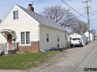 2514 J St, Omaha, NE 68107