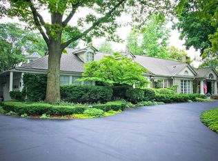 1320 Covington Rd, Bloomfield Hills, MI 48301