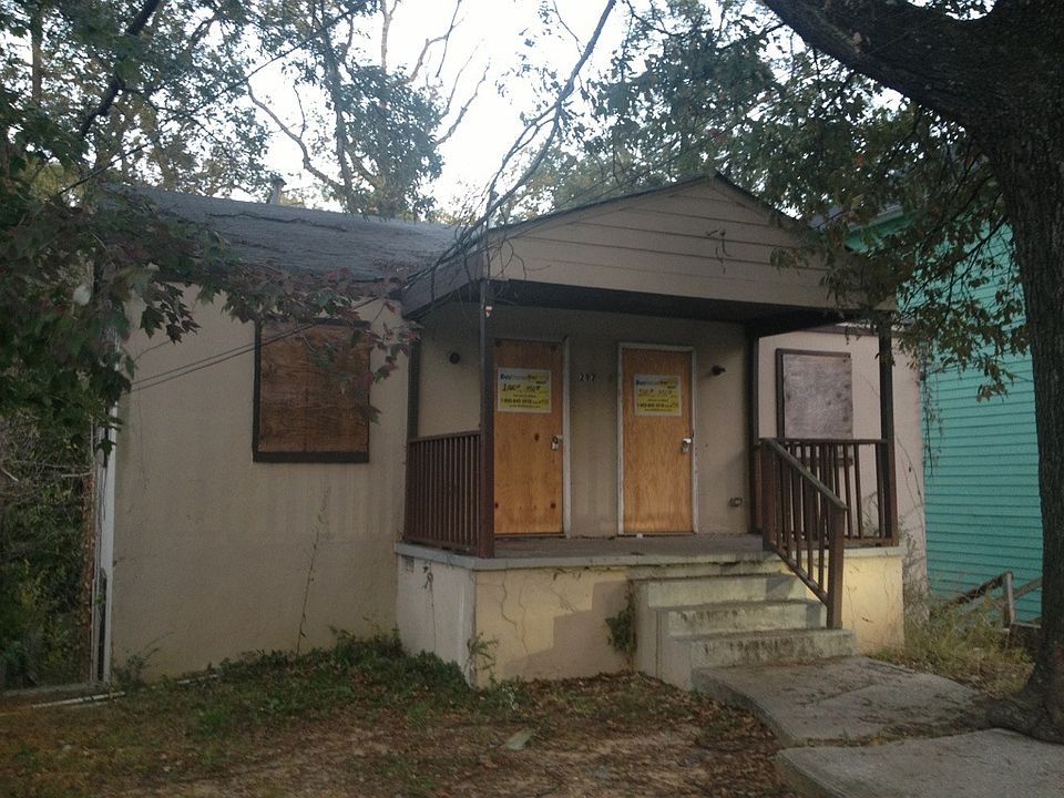 2nd image of 217 Joseph E Lowery Blvd NW