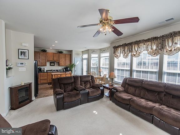 5th image of 100 Kintyre Ln