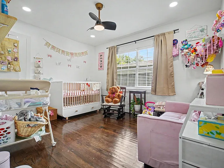 5226 Pomander Rd — Photo 20