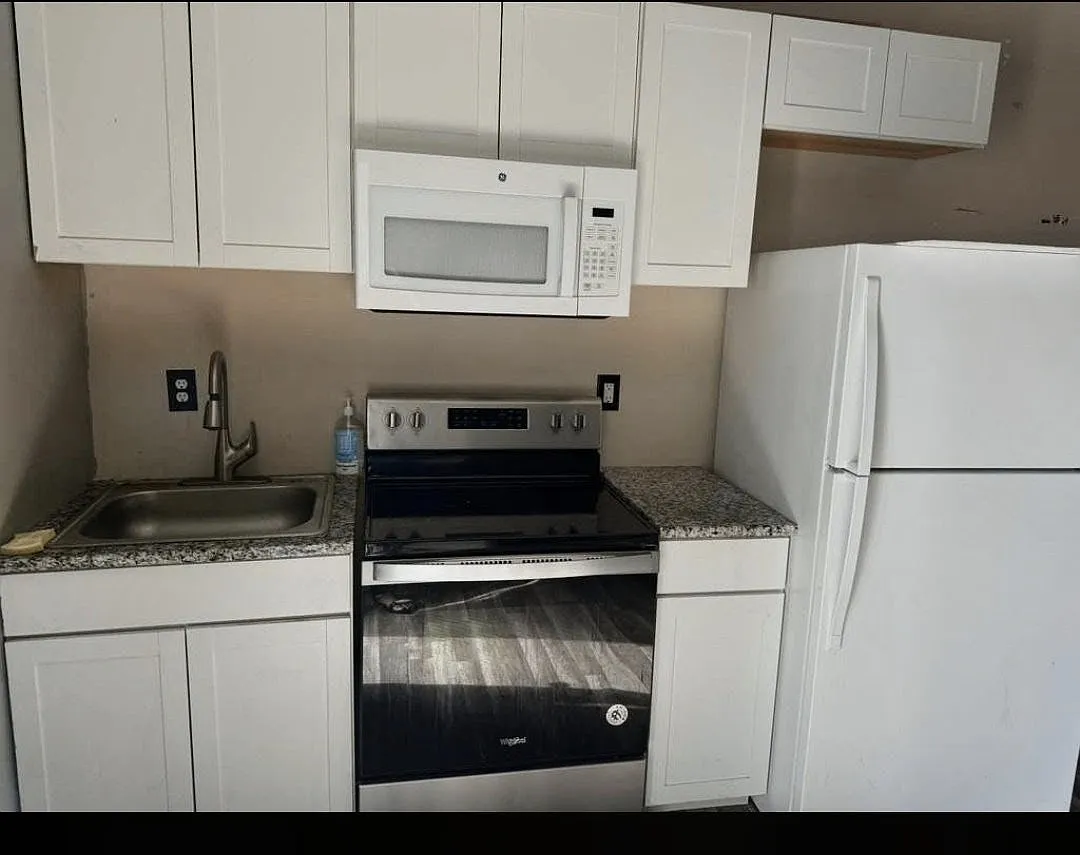624 Washington Street, Unit 8 — Photo 4