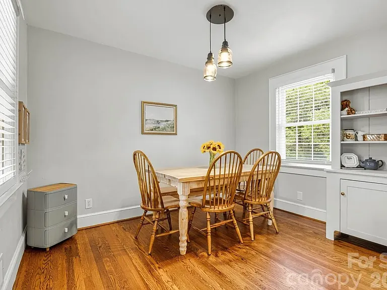 1252 11th St NW — Photo 14
