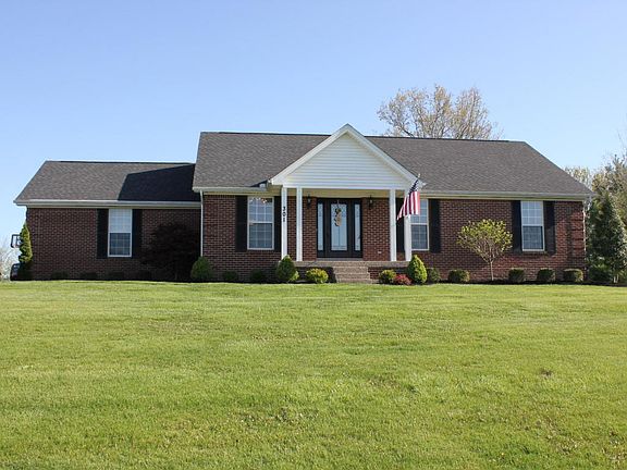 3rd image of 301 Skyline Dr