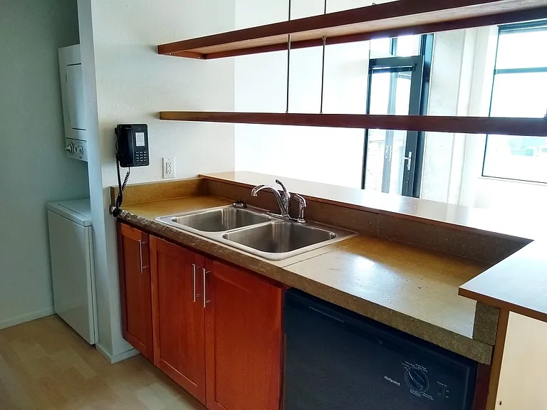 Mercury - Residential — Photo 190