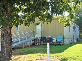 509 Texas St, Graham, TX 76450