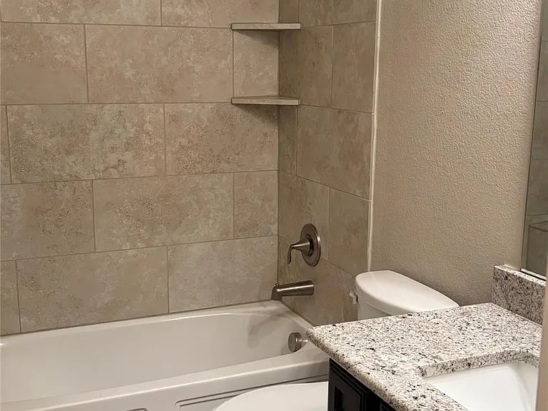 10527 Angeline Springs Ln — Photo 21