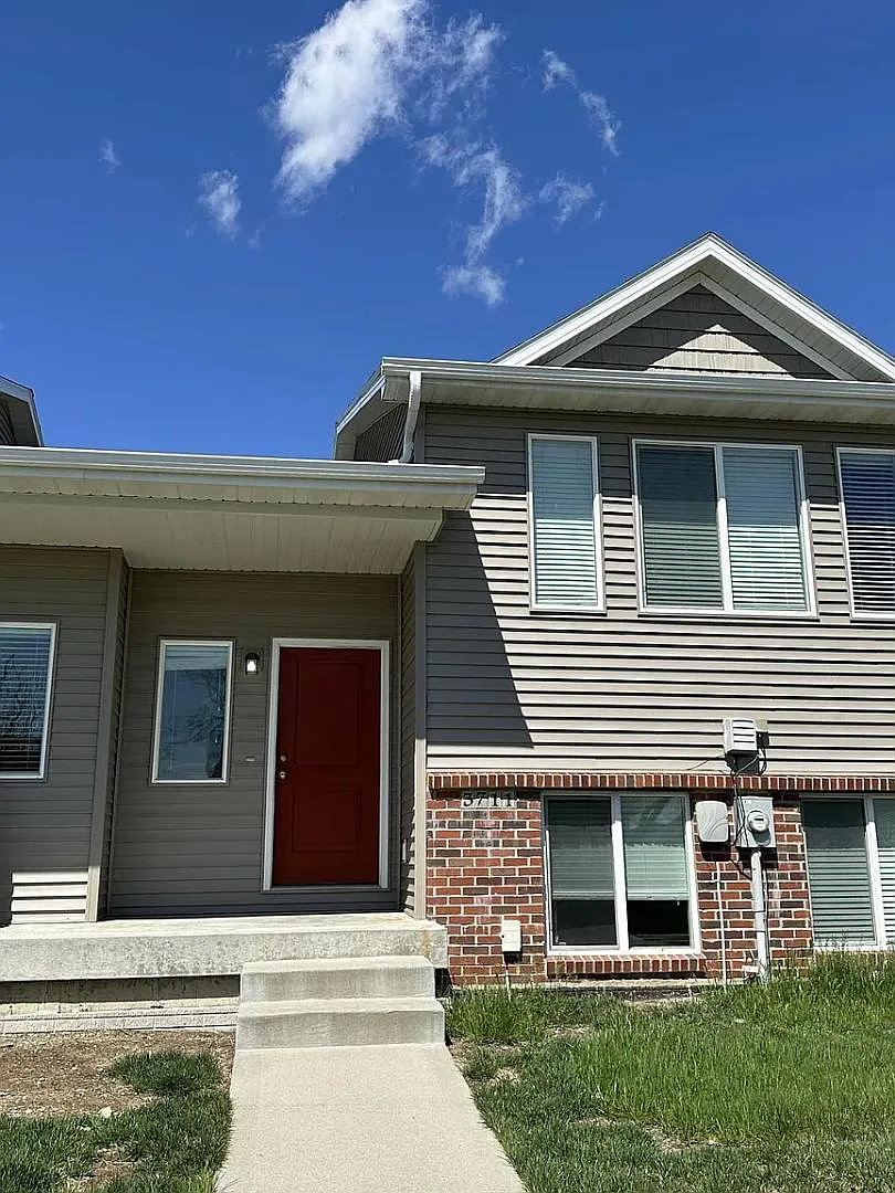 3711 Marigold Dr — Photo 1