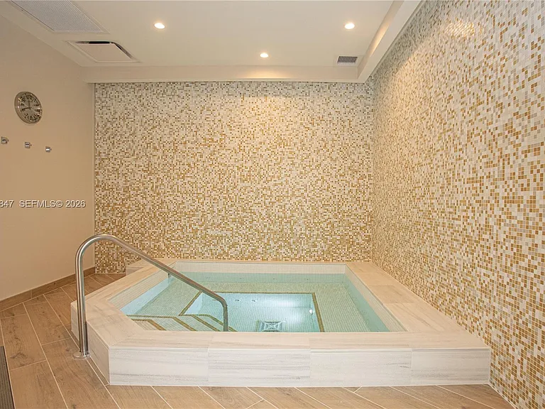 731 Crandon Blvd #308 — Photo 56