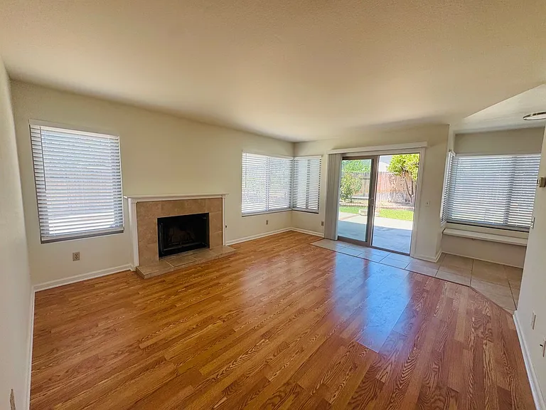 5361 Sundance Way — Photo 4