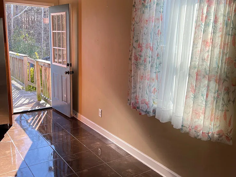area for dining table