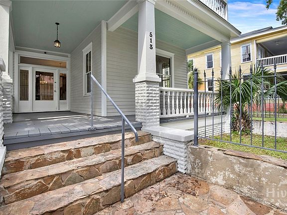 2nd image of 513 W 37th Street