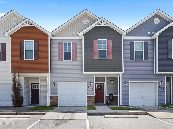 105 Waterstone Lane, Jacksonville, NC 28546