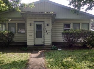3004 Arcadia Ter, Rockford, IL