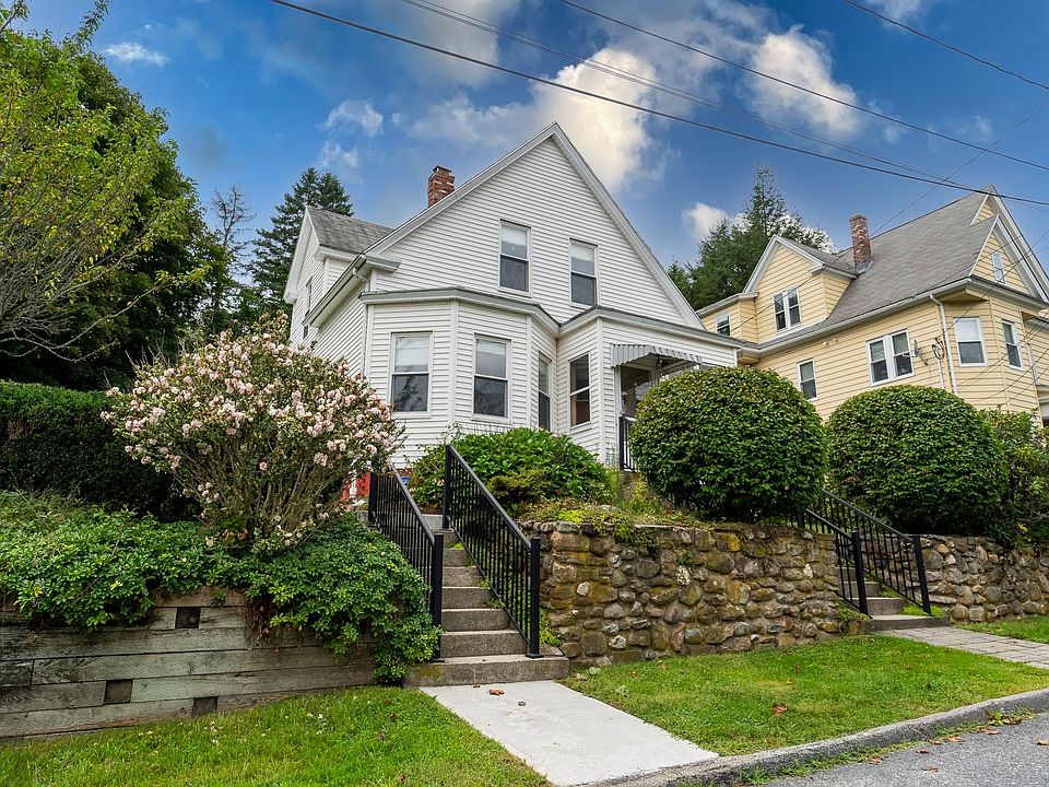 1st image of 1 Beckman St