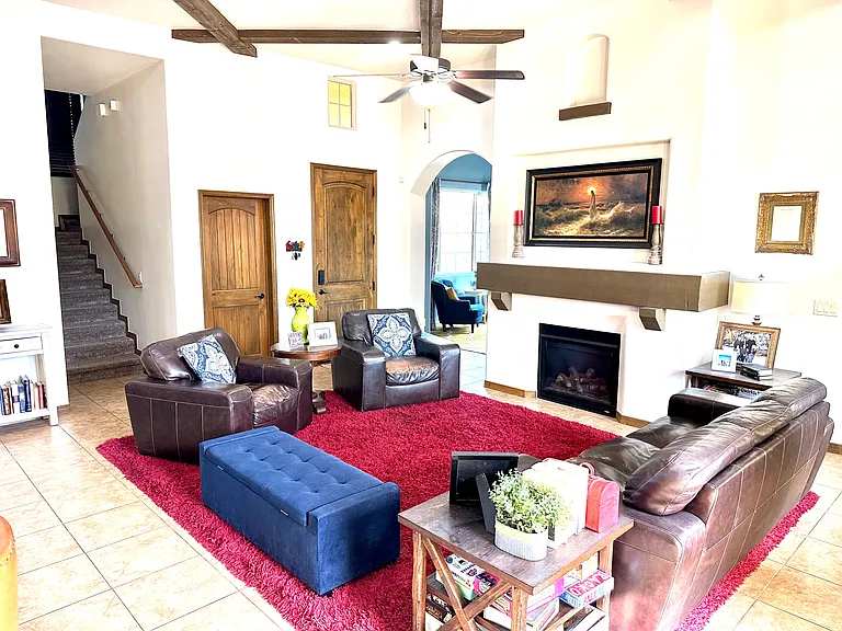 4084 Demos Ave — Photo 2