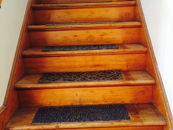Hardwood floors up & stairs