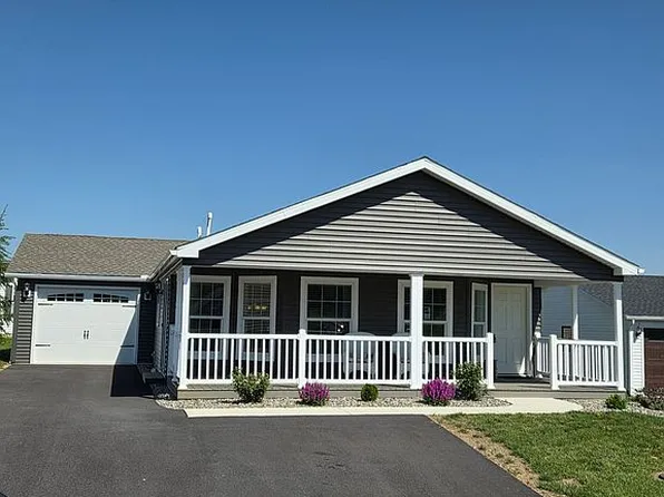 19 Burke Dr, Shippensburg, PA 17257