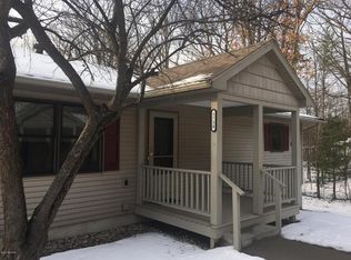 5758 W Brookwood Pl, Ludington, MI 49431