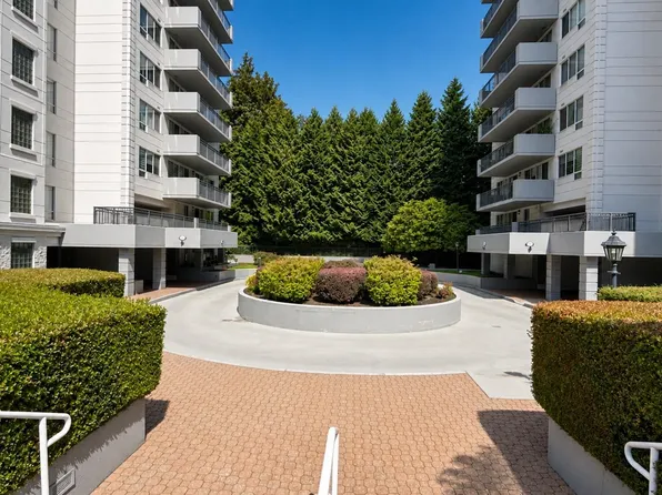 551 Austin Ave #1101, Coquitlam, BC V3K 6R7