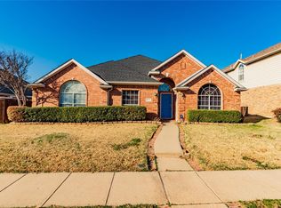 417 Jenkins Ln, Lewisville, TX 75067