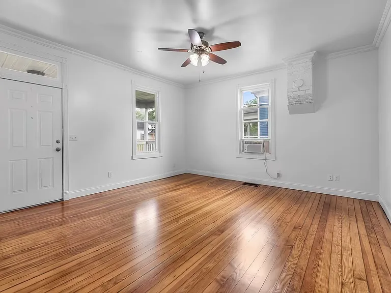 9 S Benton St #A — Photo 7