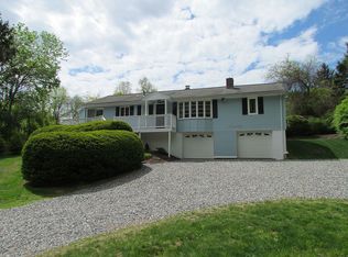 324 E Village Rd, Shelton, CT 06484