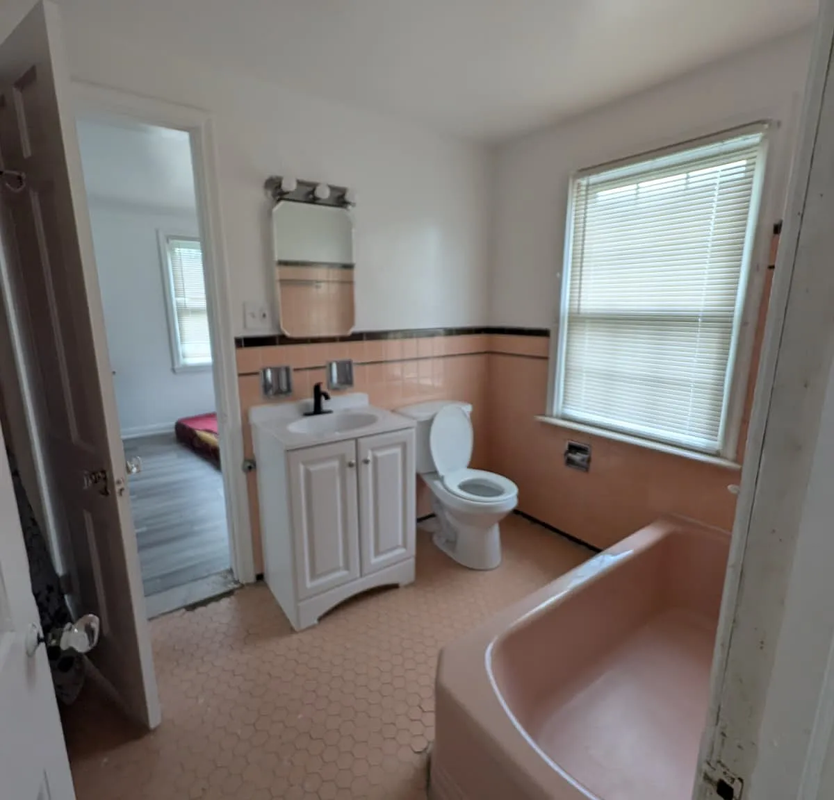 3 bed, 2.5 bath, 1664 sqft, $1,400 — Photo 3