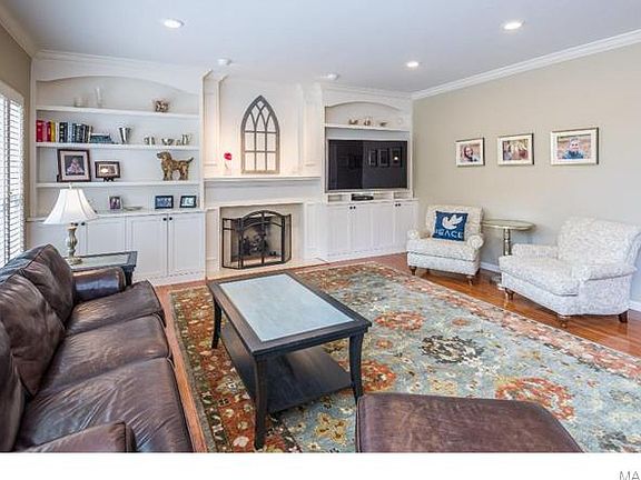 3rd image of 693 Wyndham Crossings Cir