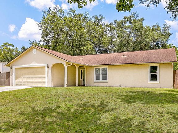 3rd image of 4916 Carodoc Cir
