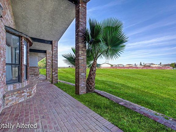 3rd image of 7495 Passalis Ln