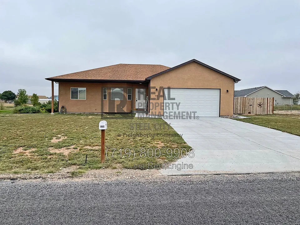 430 E Stardust Dr
