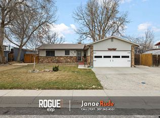 2946 Mockingbird Trl, Casper, WY 82604