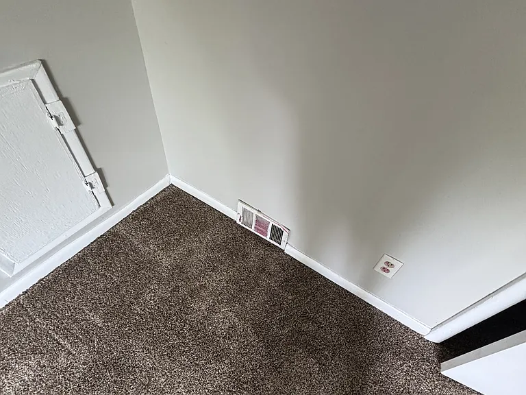 4030 N Catherwood Ave #1 — Photo 18