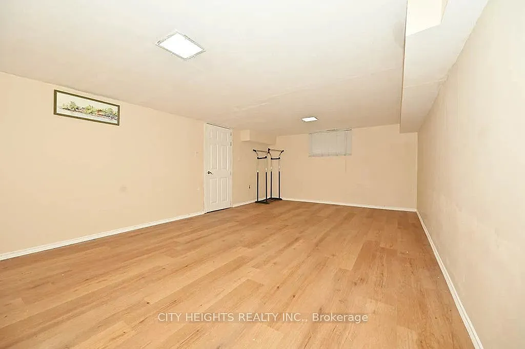 Studio, $1,500 — Photo 4