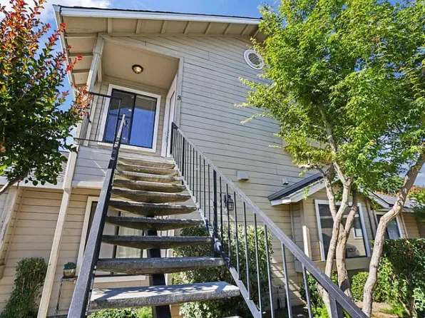 1918 S Mills Ave APT 3, Lodi, CA 95242